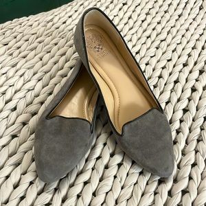 Vince Camuto grey flats with black lining in great condition